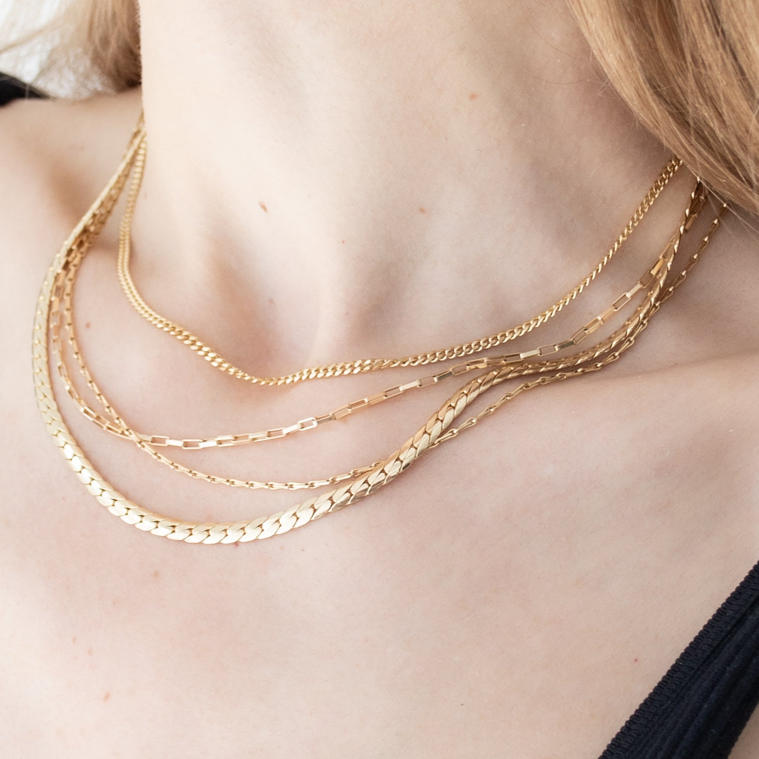 Thick curb chain on sale necklace