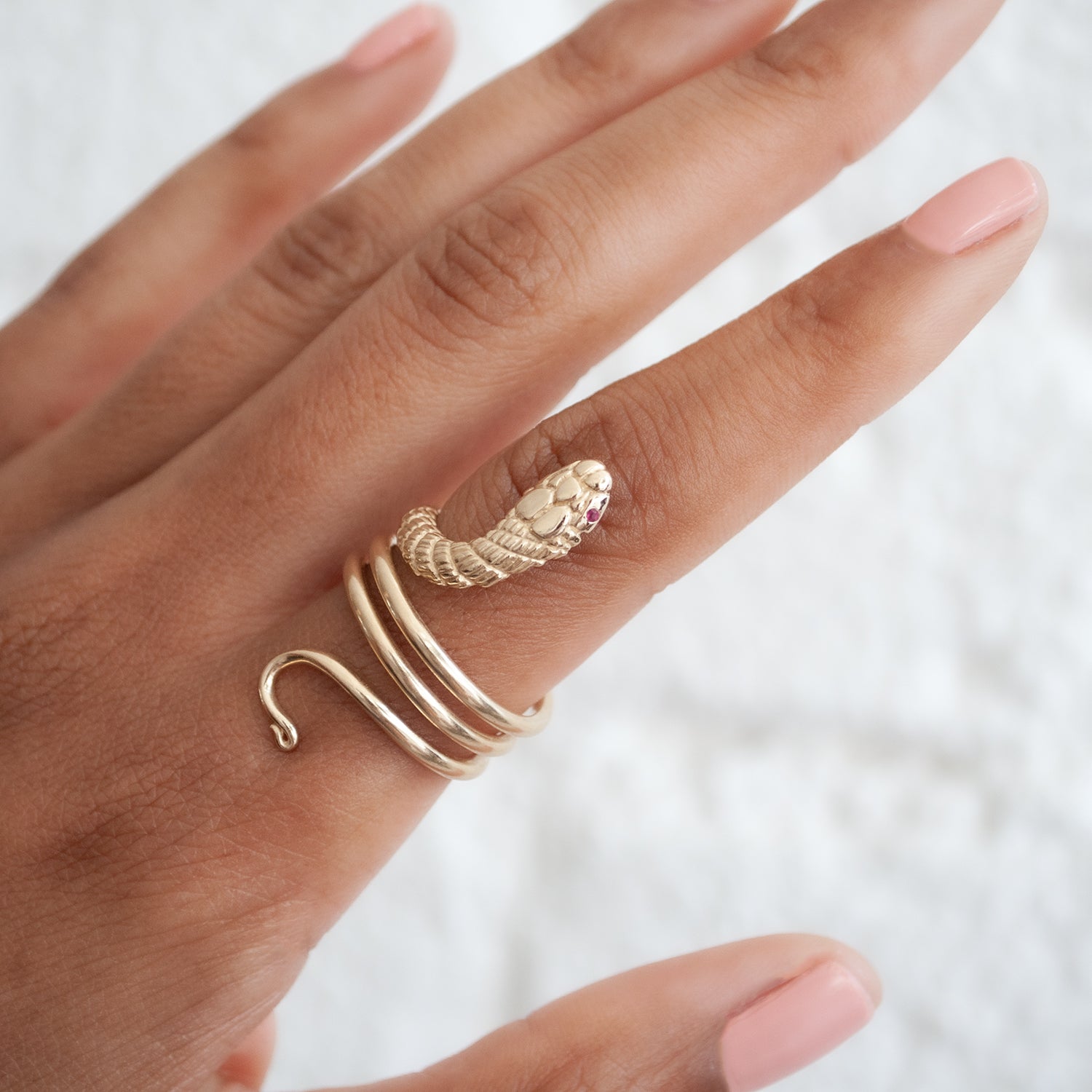 Snake ring - Gold-coloured - Ladies | H&M IN