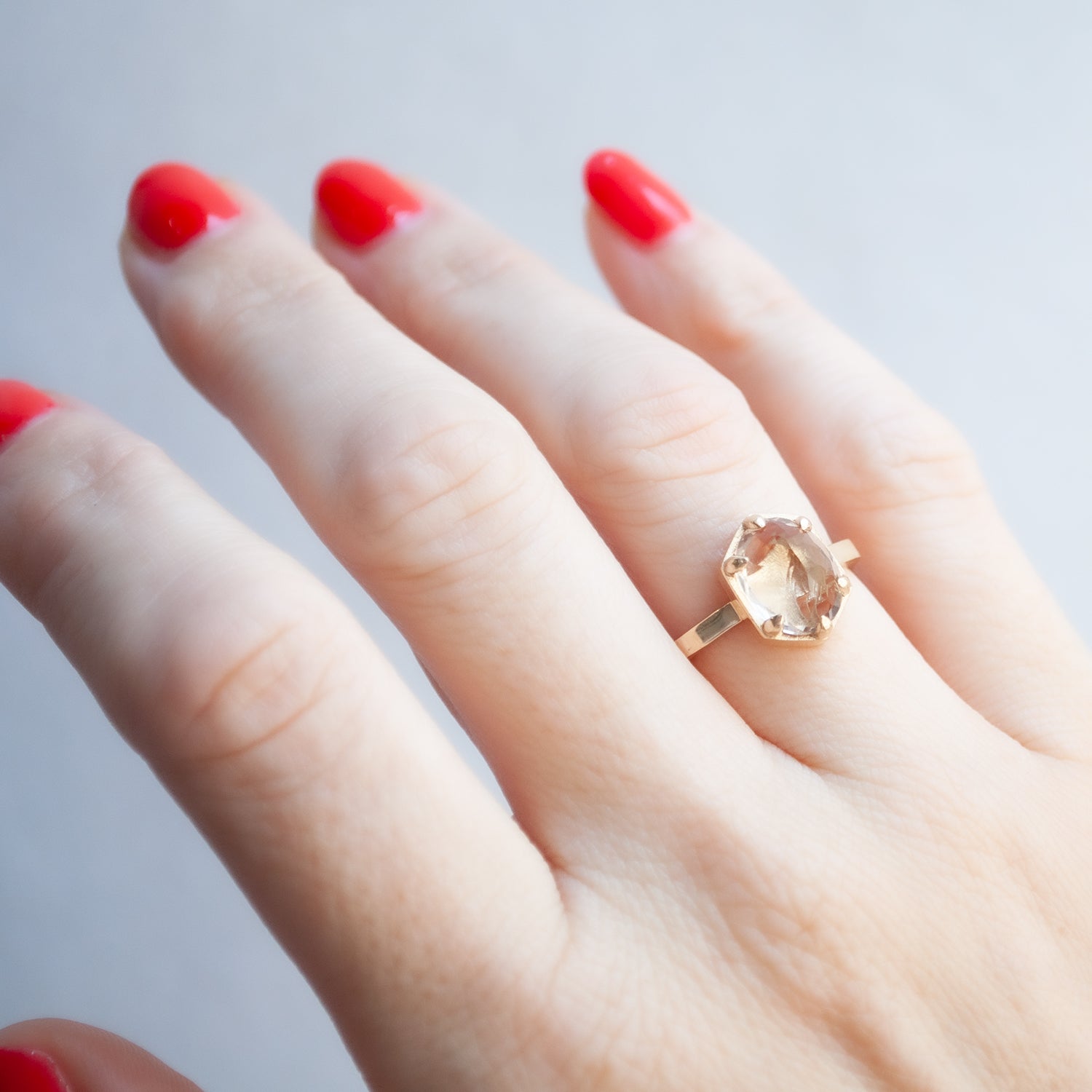 Champagne quartz ring deals
